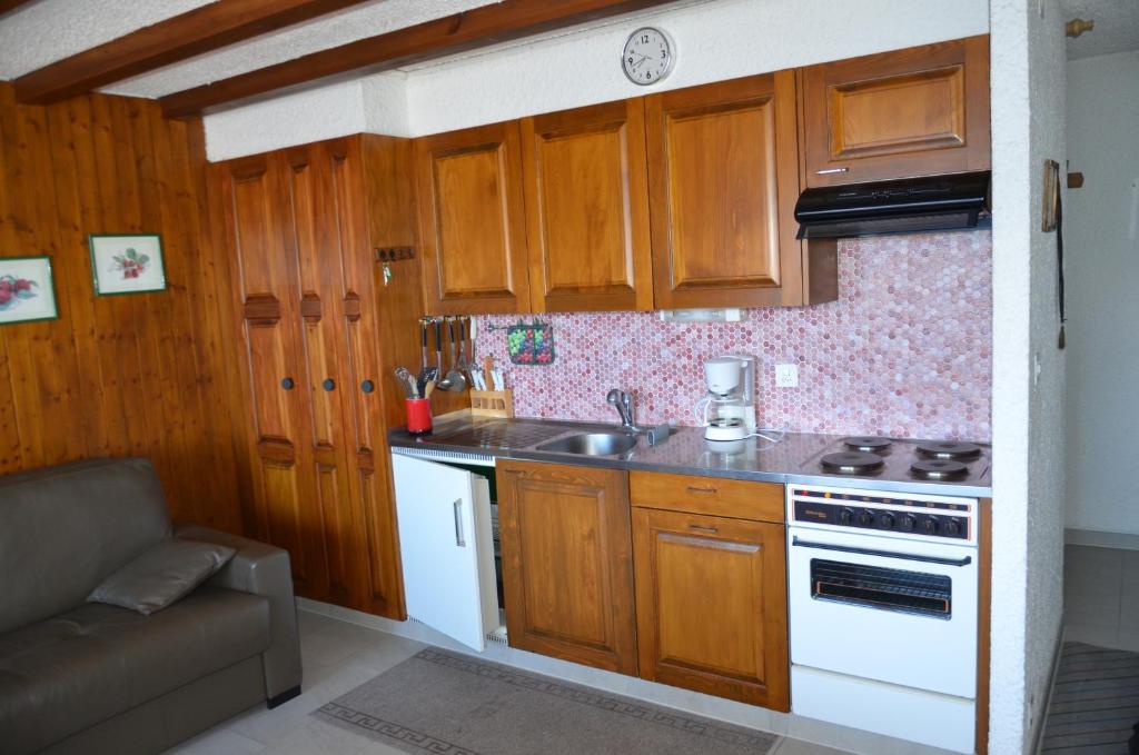 Immeuble Mont Noble room 4